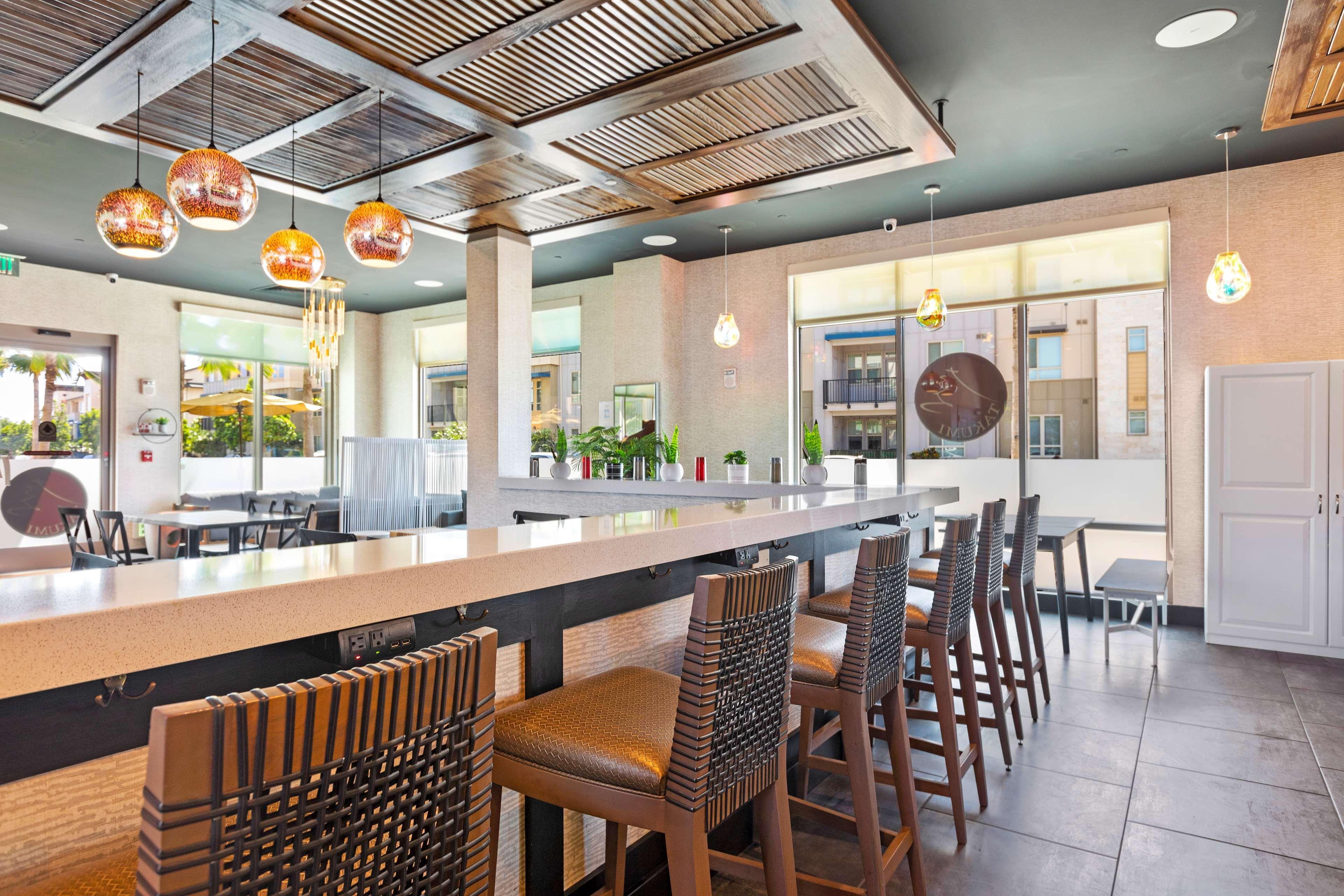 Embassy By Hilton Oahu - Free Breakfast Hotel Kapolei