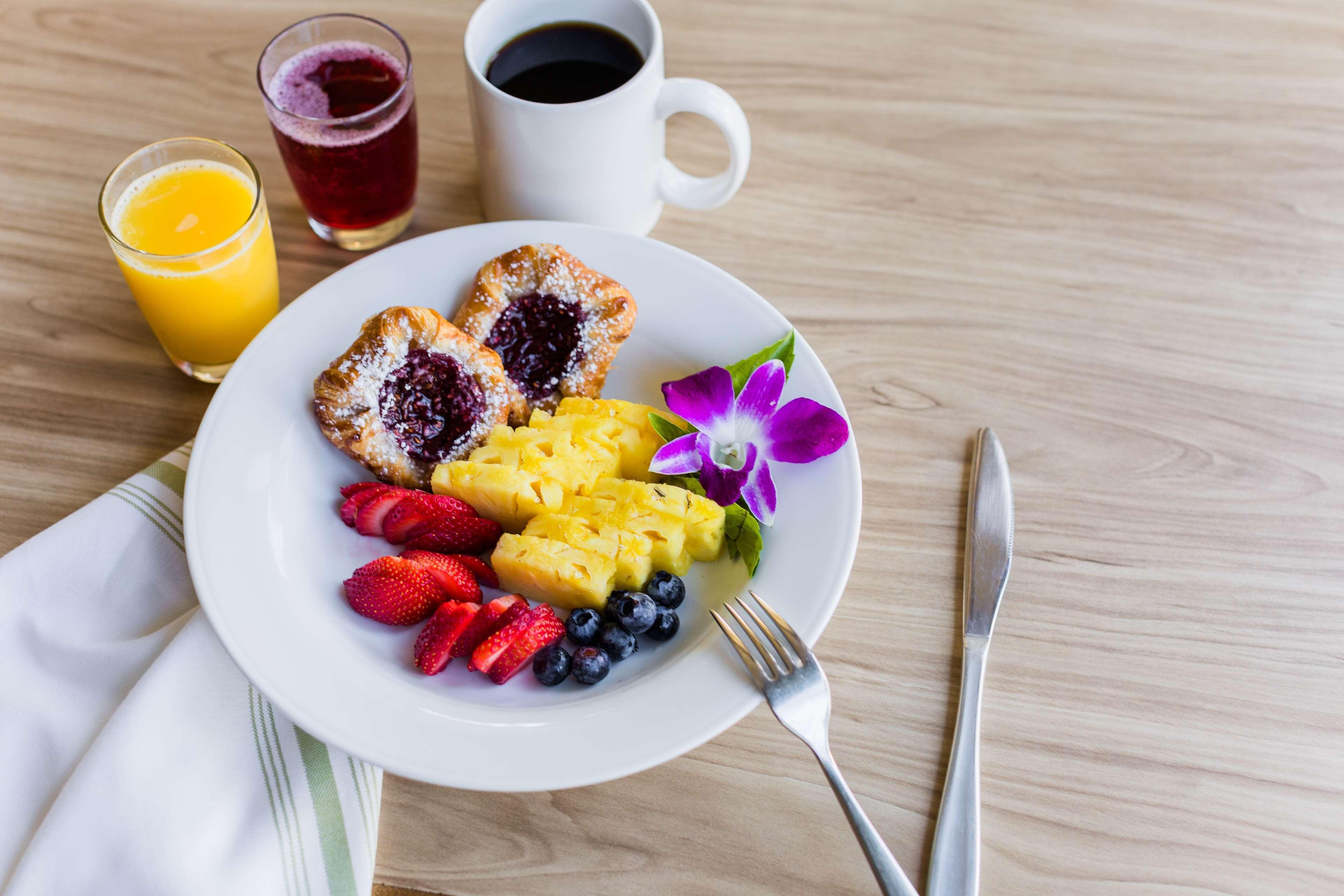 Embassy By Hilton Oahu - Free Breakfast 4*
