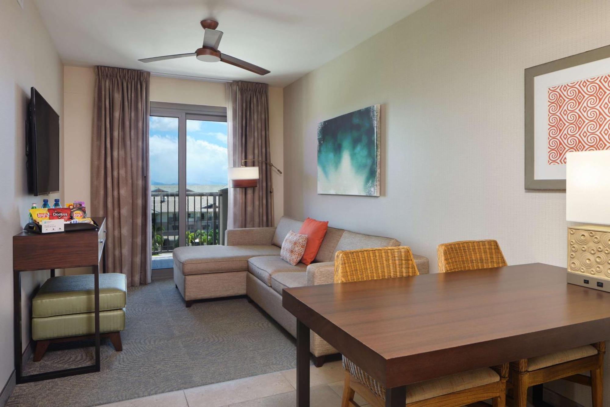 Embassy By Hilton Oahu - Free Breakfast Kapolei