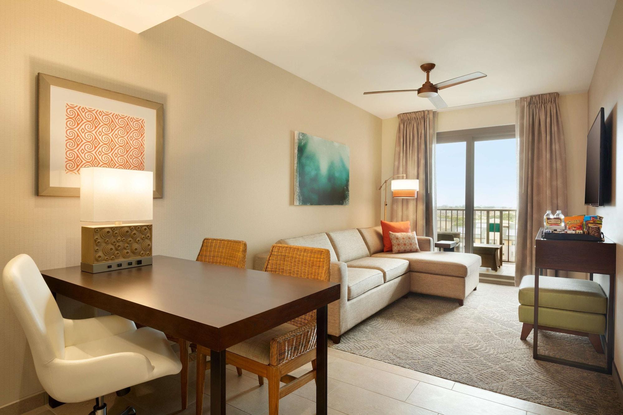 Embassy By Hilton Oahu - Free Breakfast Kapolei
